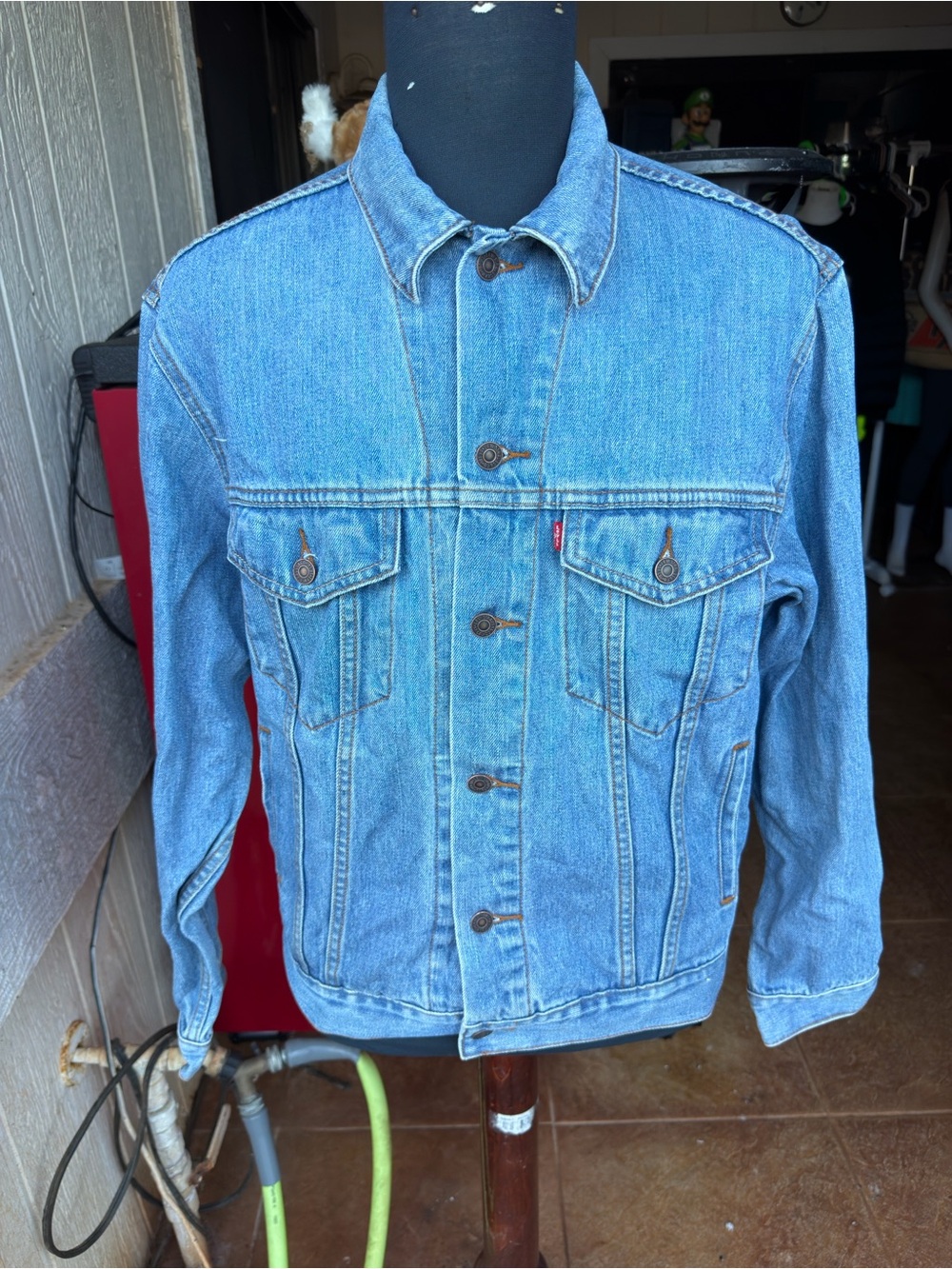 PreOwned Levi's Trucker Jacket Men's M Blue Denim Button Up